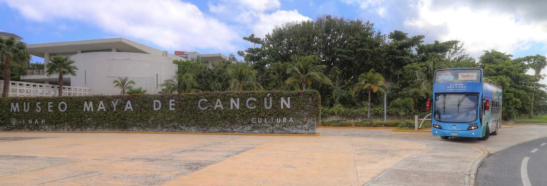Cancun Sightseeing Bus