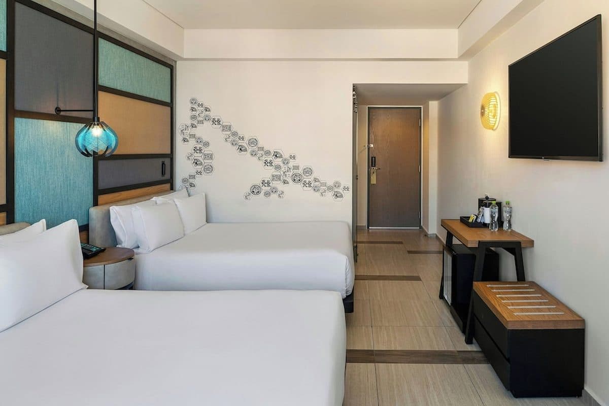 Aloft Cancun 8