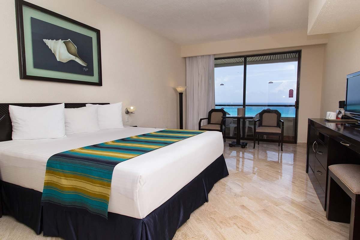 Crown Paradise Club Cancun All Inclusive 4