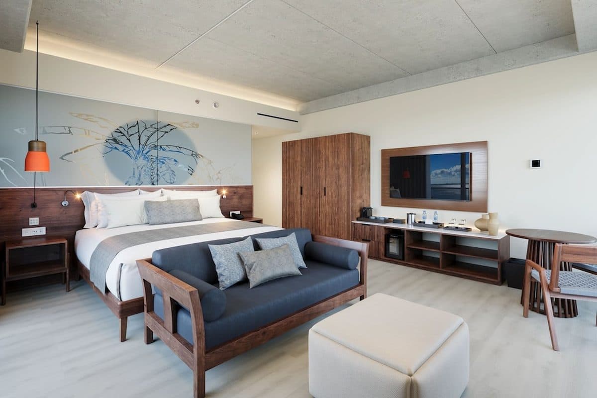 Hyatt Vivid Grand Island Cancun Adults Only All-Inclusive 5