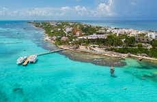 Catamaran Cruise to Isla Mujeres